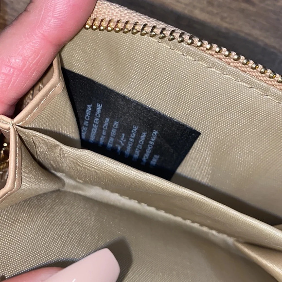 Bebe tan wallet - Picture 5 of 6